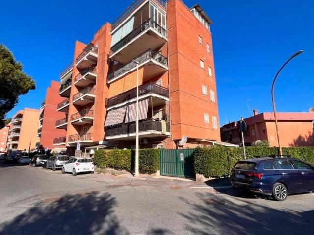 Appartamento in vendita a Ladispoli RM