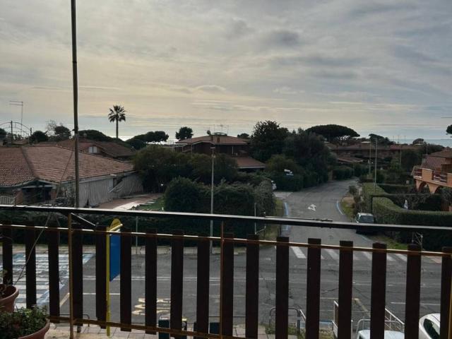 Appartamento in vendita a Ladispoli RM