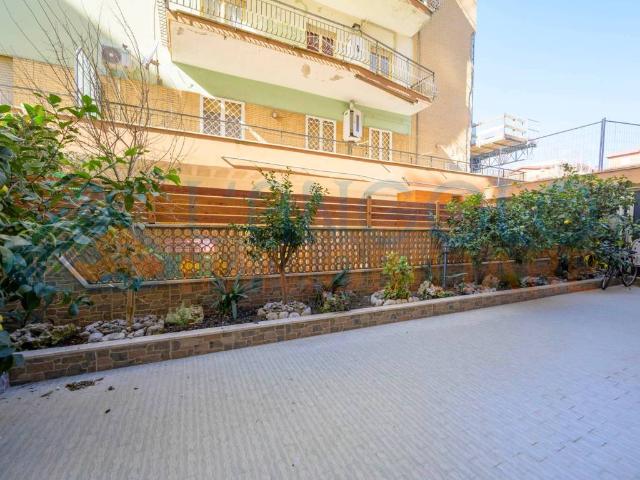 Appartamento in vendita a Ladispoli RM