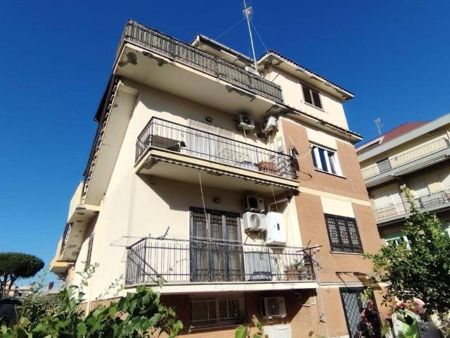 Appartamento in vendita a Ladispoli RM