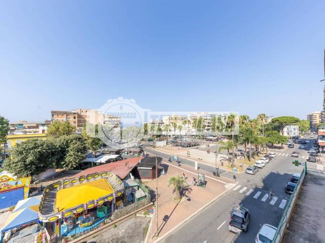 Appartamento in vendita a Ladispoli RM