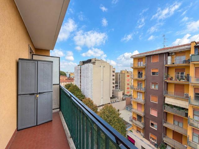 Appartamento in vendita a Lainate MI