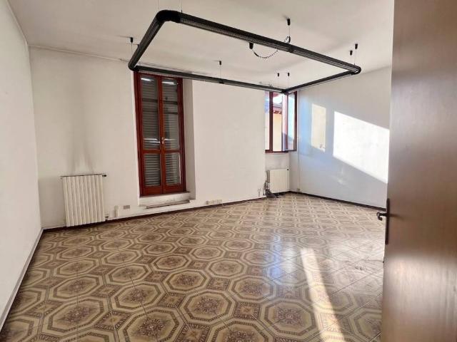 Appartamento in vendita a Lainate MI