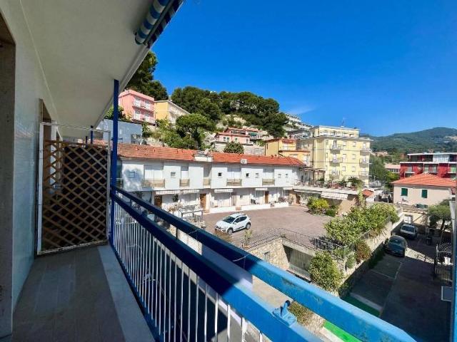 Appartamento in vendita a Laigueglia SV