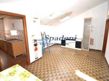 Appartamento in vendita a Lamporecchio PT