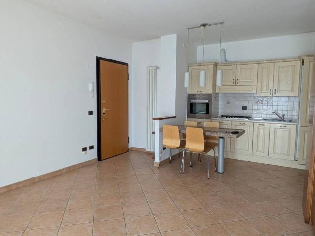 Appartamento in vendita a Landriano PV