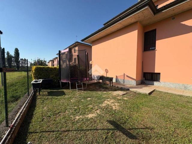 Appartamento in vendita a Landriano PV