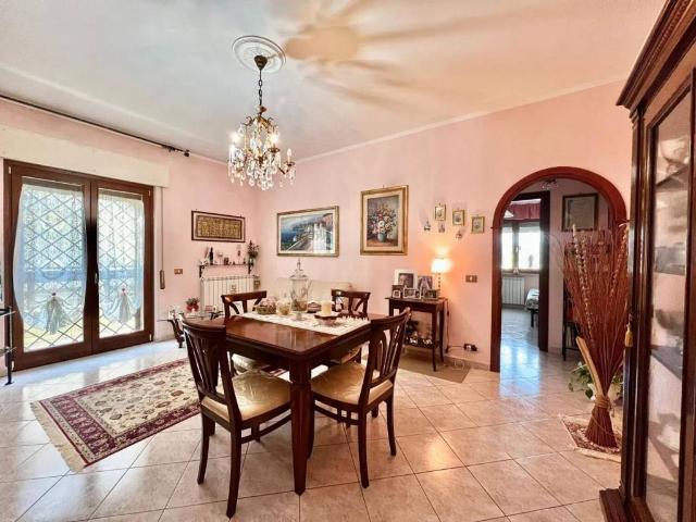 Appartamento in vendita a Lanuvio RM