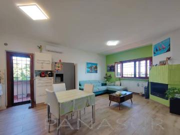 Appartamento in vendita a Lanuvio RM