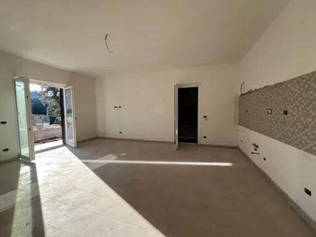 Appartamento in vendita a Lanuvio RM