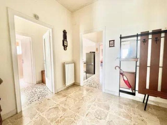Appartamento in vendita a Lanuvio RM