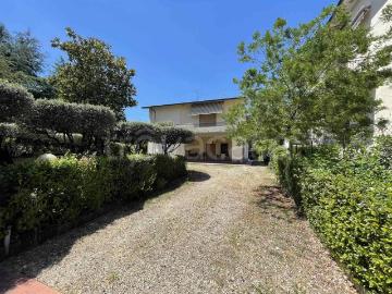 Appartamento in vendita a Lastra a Signa