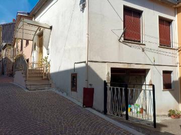 Appartamento in vendita a Lapio AV