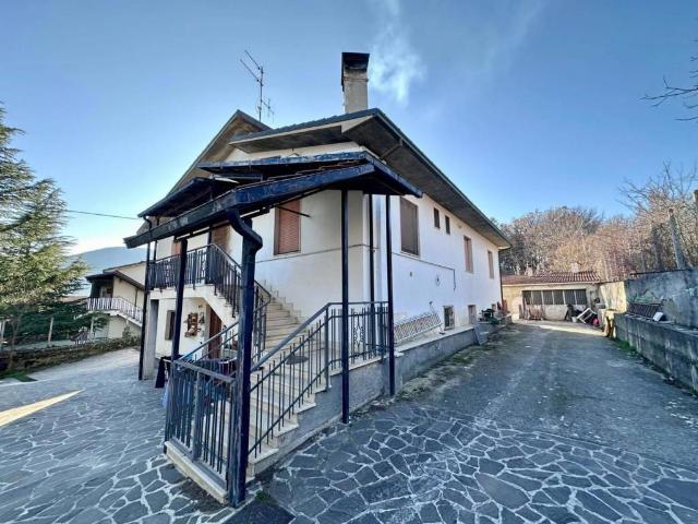 Appartamento in vendita a L'Aquila AQ