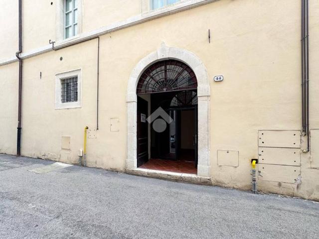 Appartamento in vendita a L'Aquila AQ