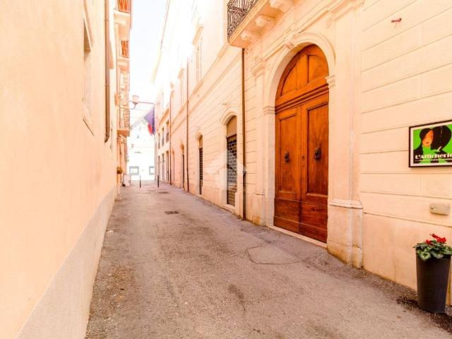 Appartamento in vendita a L'Aquila AQ