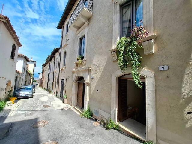 Appartamento in vendita a L'Aquila AQ
