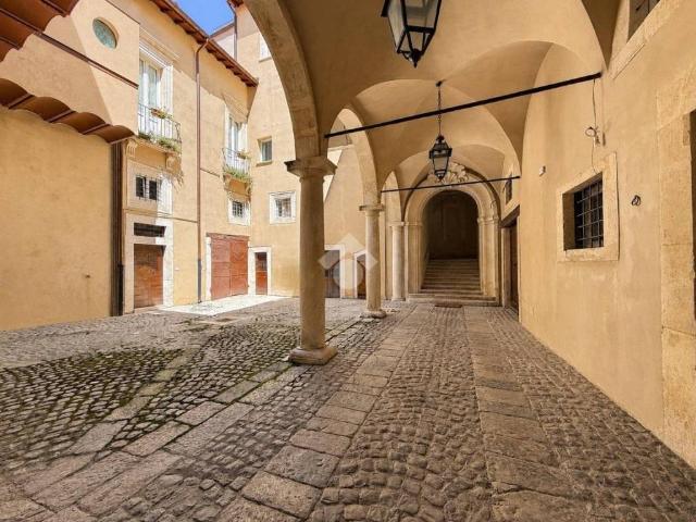 Appartamento in vendita a L'Aquila AQ