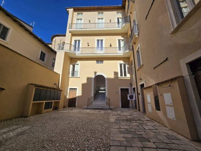 Appartamento in vendita a L'Aquila AQ