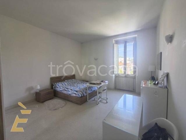 Appartamento in vendita a L'Aquila, Villa Comunale