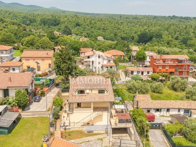 Appartamento in vendita a Lariano RM