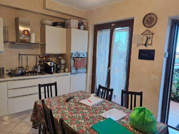 Appartamento in vendita a Lariano RM