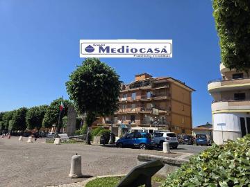 Appartamento in vendita a Lariano RM