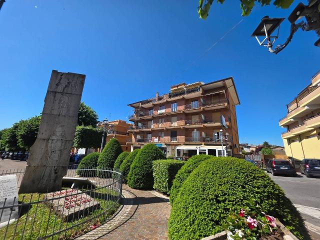 Appartamento in vendita a Lariano RM