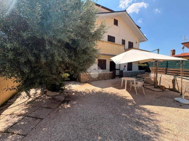 Appartamento in vendita a Lariano RM