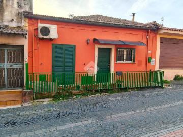 Appartamento in vendita a Lariano RM