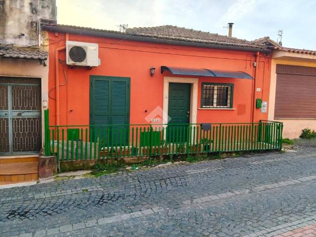Appartamento in vendita a Lariano RM