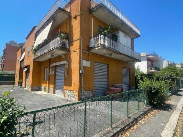 Appartamento in vendita a Latina LT