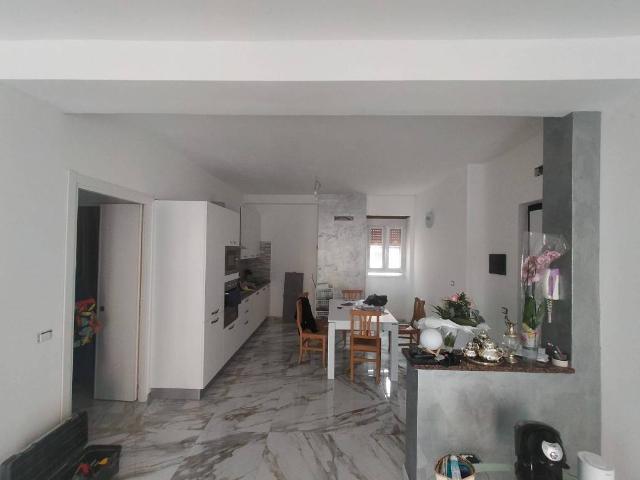 Appartamento in vendita a Latina LT