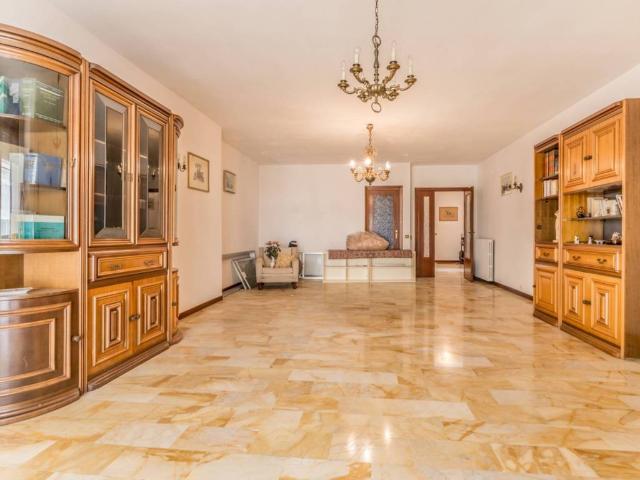 Appartamento in vendita a Latina LT