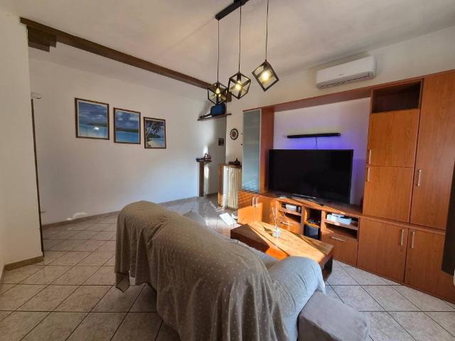 Appartamento in vendita a Laveno Mombello VA