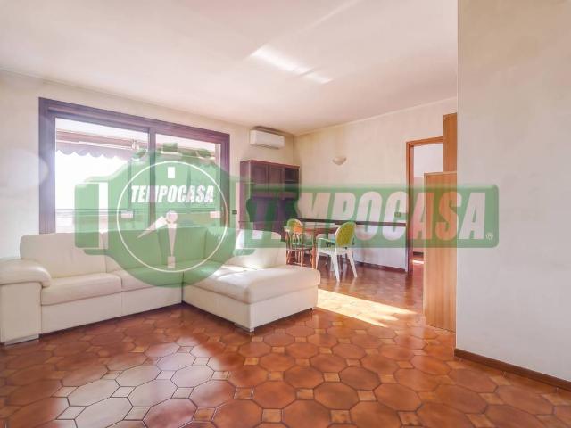 Appartamento in vendita a Laveno Mombello VA