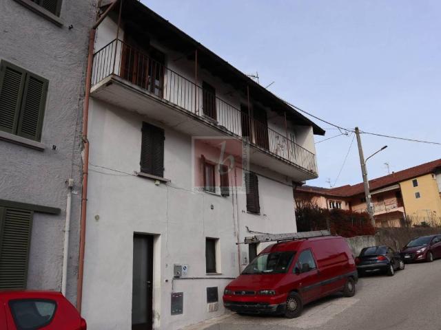 Appartamento in vendita a Laveno Mombello VA