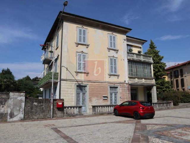 Appartamento in vendita a Laveno Mombello VA