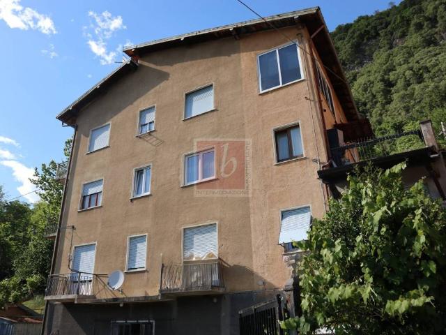 Appartamento in vendita a Laveno Mombello VA