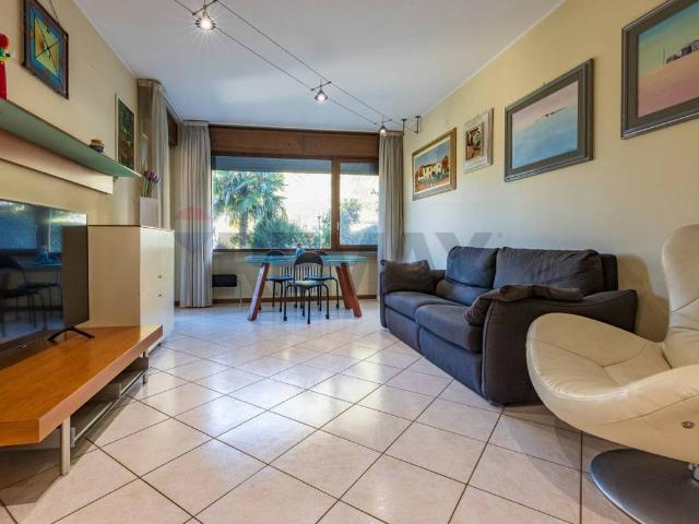 Appartamento in vendita a Laveno Mombello VA