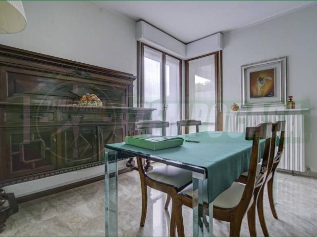 Appartamento in vendita a Laveno Mombello VA