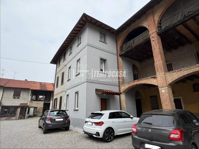 Appartamento in vendita a Lazzate