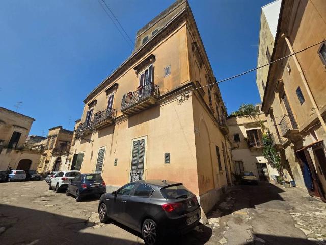 Appartamento in vendita a Lecce LE
