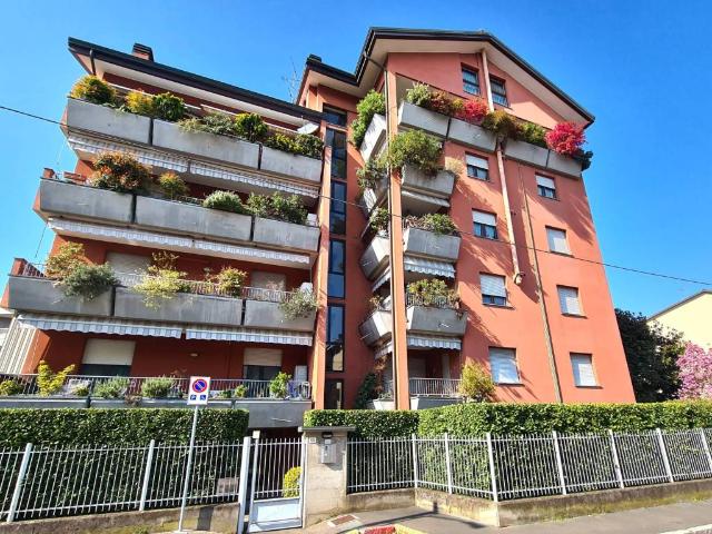 Appartamento in vendita a Legnano MI
