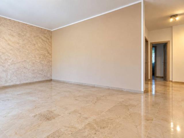 Appartamento in vendita a Legnano MI