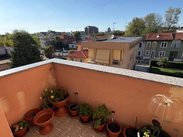 Appartamento in vendita a Legnano MI