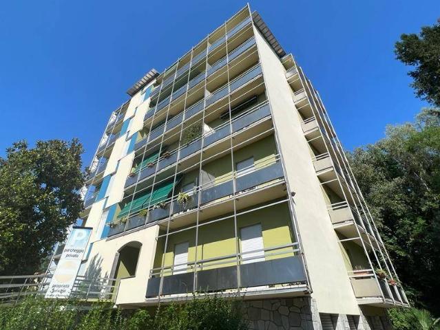 Appartamento in vendita a Leggiuno VA
