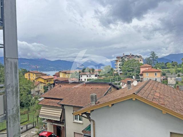 Appartamento in vendita a Leggiuno VA