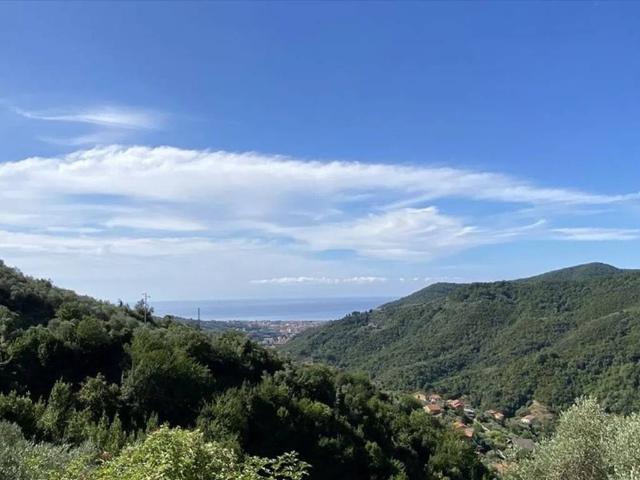 Appartamento in vendita a Leivi GE