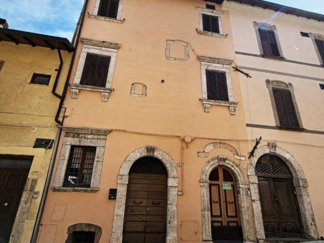 Appartamento in vendita a Leonessa RI